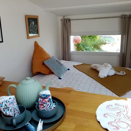 Cabanon De Pecheur En Bord De Lagune 塞特港 外观 照片